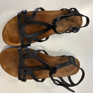 Naot Dorith Sandal